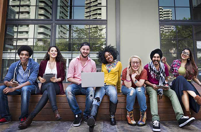 Image of a group of youths that is part of the Kids Help Phone's Back to School program.
